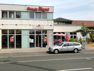 Brezen Meyer Gmbh Co. Kg Das Cafe Am Großparkplatz Erlanger Bergbreze