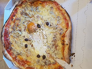 Pizza Fiorentina