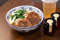 Un Chau Beef Noodles 元洲牛肉麵