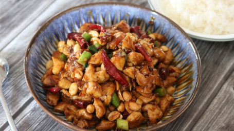 35. Kurczak Kung Pao