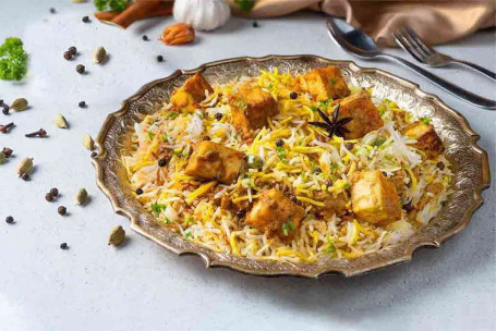 Paneer Biryani (1 Porcja)