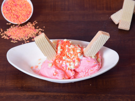 Strawberry Blossom Sundae