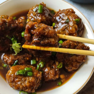 Veg Manchurian(6)