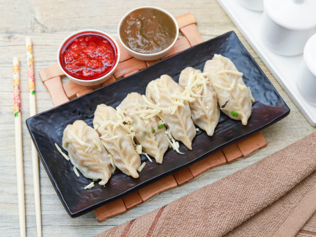 Chicken Cheese Momo (6 Pcs)