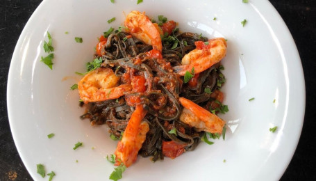 Linguine Al Nerro Di Seppia