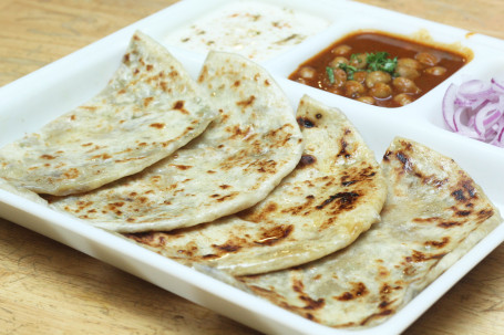 Talerz Aloo Paratha