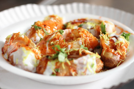 Dahi Suji Puchka (2 Pcs)