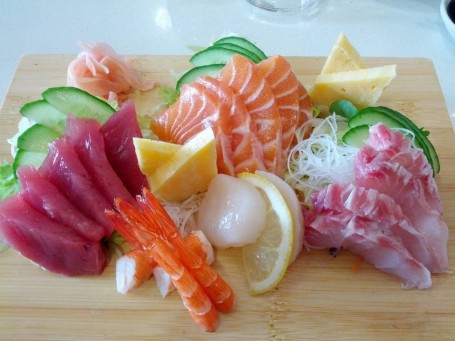 Wymieszaj Sashimi