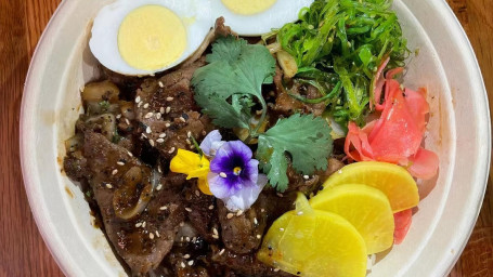 Cooked Black Pepper Steak Bowl