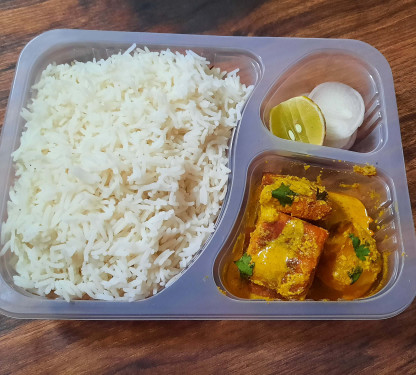 Chanar Dalna [4 Pieces] With Plain Rice