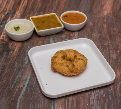 Vada (1 Pc) (Served With Sambhar Chutney)