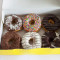 Assorted Donuts 6 Pcs)