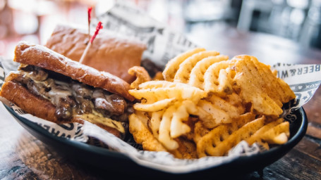 Pełny Ribeye Poboy