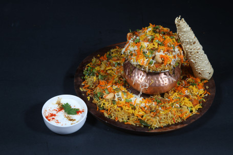 Special Matka Biryani With Raita