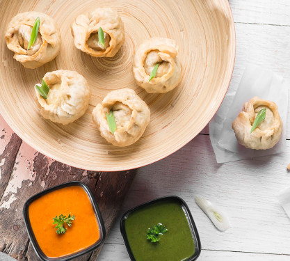 Cheesy Veg Fried Momos (5 Pcs)