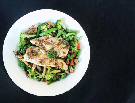 Steamed Chicken Breasts With Sauted Veggies In Lemon Butter Sauce