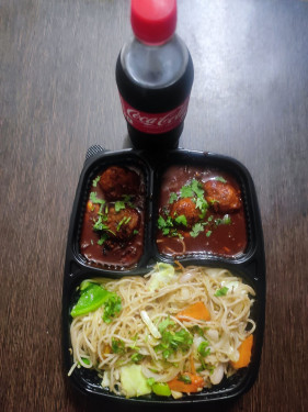 Veg Munchurian Combo With Coke (As Per Availibility)