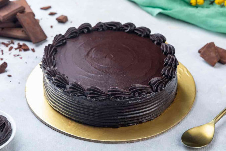 New Year Chocolate Truffle Cake (Half Kg) (Eggless)