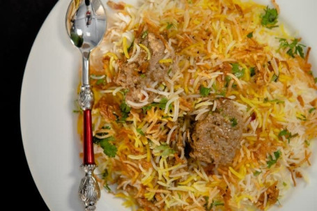 Lucknowi Baranina Biryani (Bez Kości)