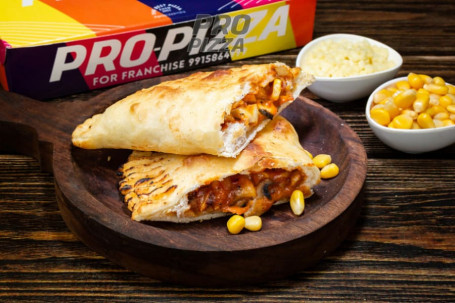 Paneer And Corns Calzone