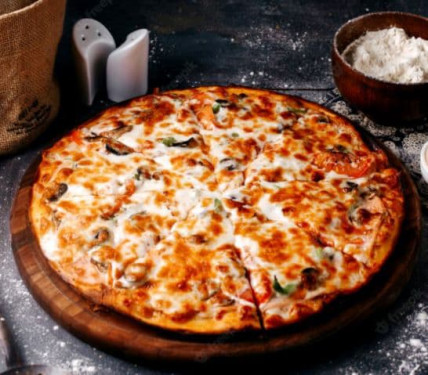 Shish Touk Chicken Pizza