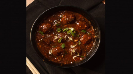 Chicken Manchurian In Gravy 12 Pcs