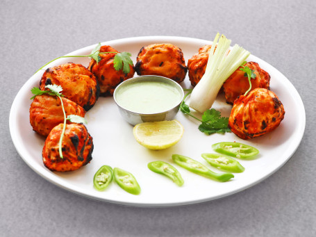 Chicken Tandoori Momos (8Pcs)