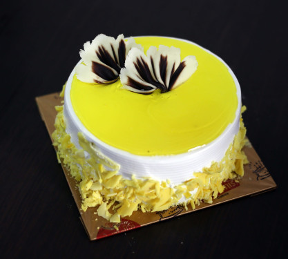 Eggless Pineapple Delight Cake