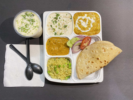 Shahi Paneer Dal Fry 3 Chapati Matar Pulao Bondi Raita