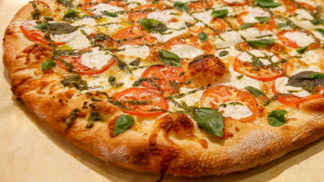 Party Mozzarella Margarita Pizza