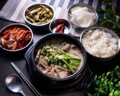 釜山豬肉湯飯 Busan Pork Rice In Soup