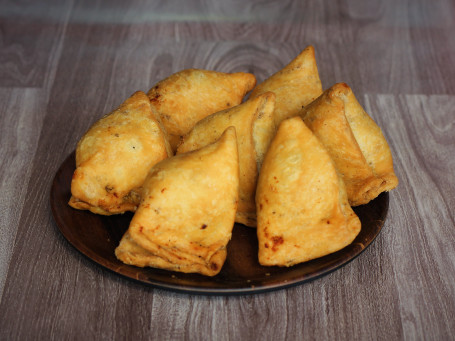 Aloo Samosa Wth Cutney(2Pc)