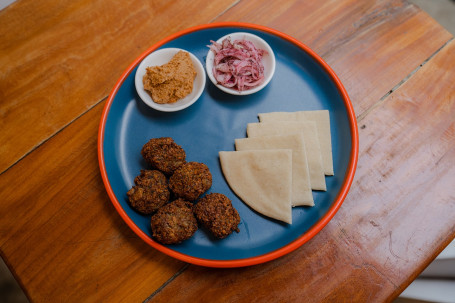 Falafel With Muhammara Sauce