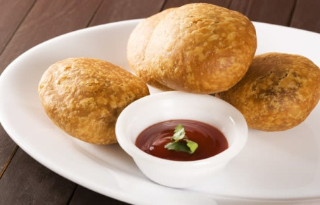 Matar Kachori (10 Pieces)