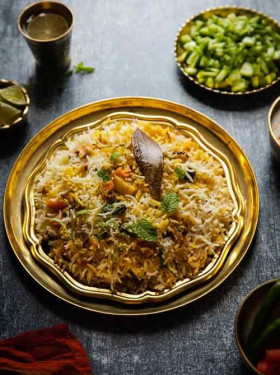 Special Veg Dum Biryani Served-1