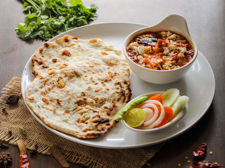 Kadai Paneer Kulcha