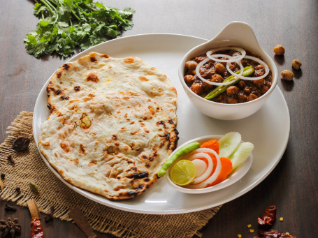 Chole Pindi Kulcha