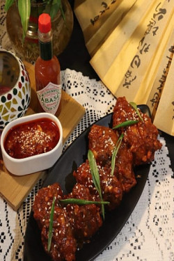 Korean Chicken In Gochujang Sauce)