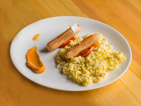 Scrambled Eggs With Chicken Sausage Entree