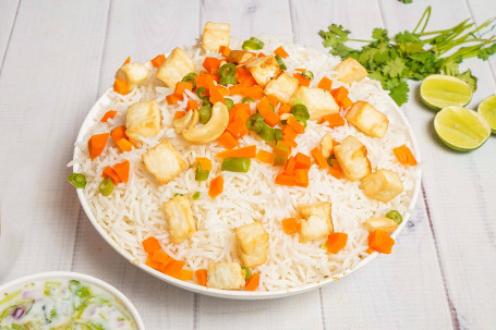 Paneer Fried Rice +Maaza(150 Ml)