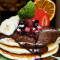 Pancakes Con Nutella, Frutos Rojos Y Pl Aacute;Tano