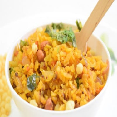 Masaledaar Poha With Roasted Peanut