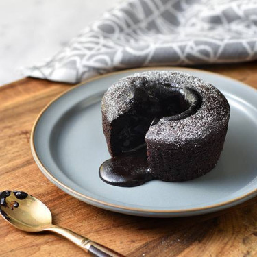 Yán Jiāng Qiǎo Kè Lì Dàn Gāo Chocolate Fondant