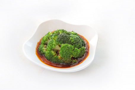 Broccoli With Abalone And Scallop Sauce