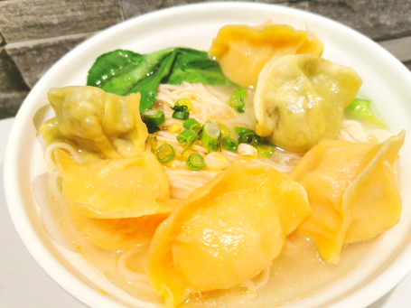 Vege Dumpling Noodle Soup