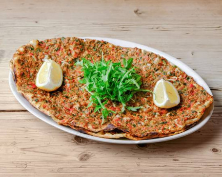 Antep Lahmacun Salad