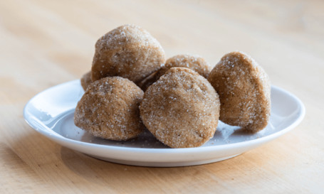 Apple Spice Munchkins (6)