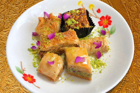 Baklava Selection (V)