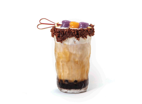 Cuì Cuì Hēi Táng Pù Bù Zhēn Zhū Nǎi Chá Dòng Brown Sugar Pearl Milk Tea With Salted Cream And Crunchy Chocolate Iced