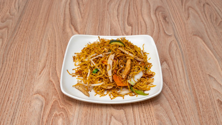 Chicken Noodles Jī Ròu Chǎo Miàn